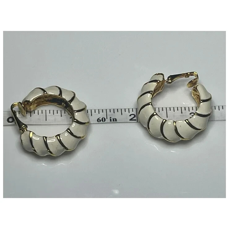 Vintage Signed Kenneth J Lane KJL Enamel Earrings - image 5