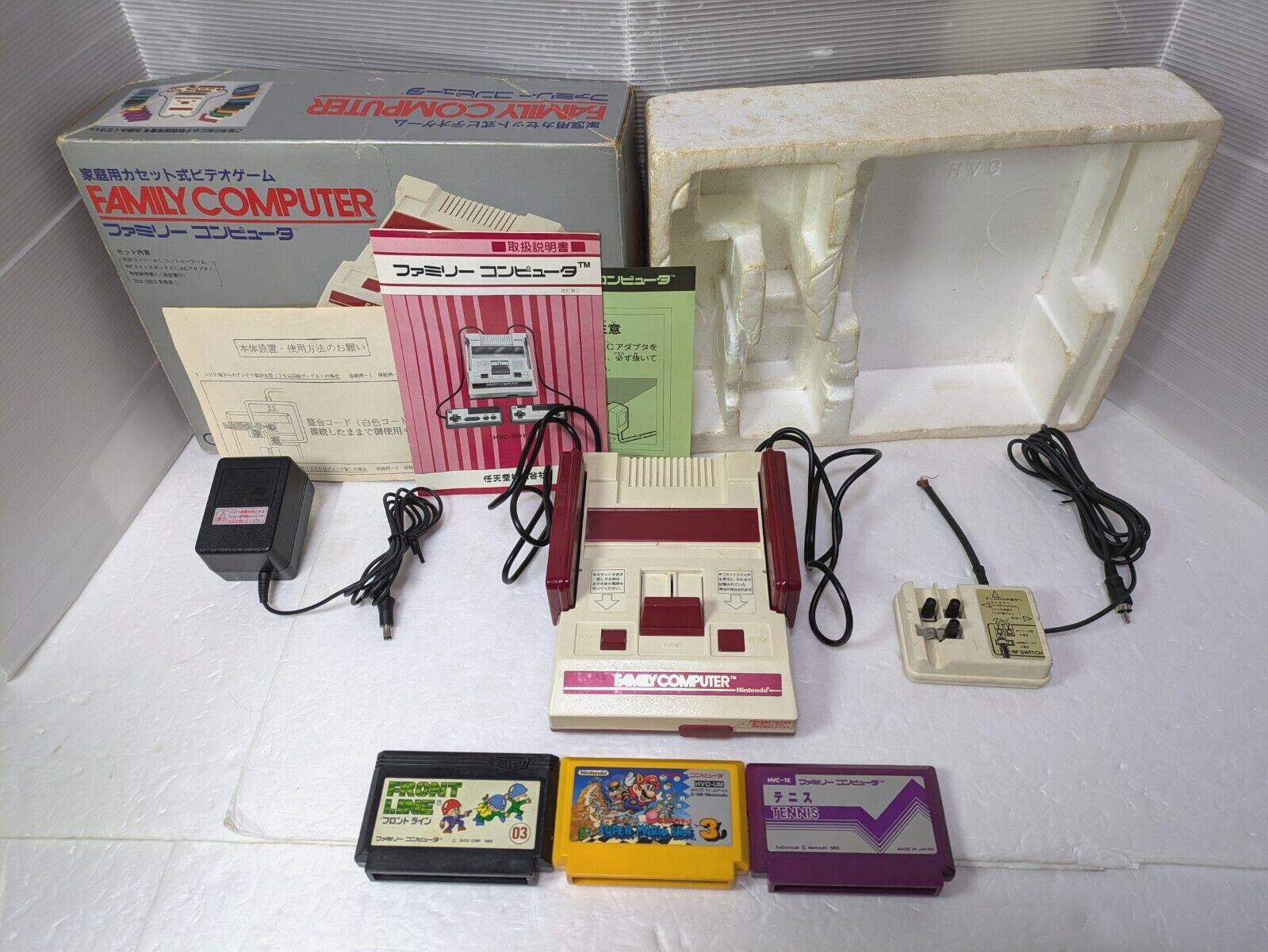 Nintendo Famicom NES Family Computer Super Mario Brothers 3 Japan  Box Manual