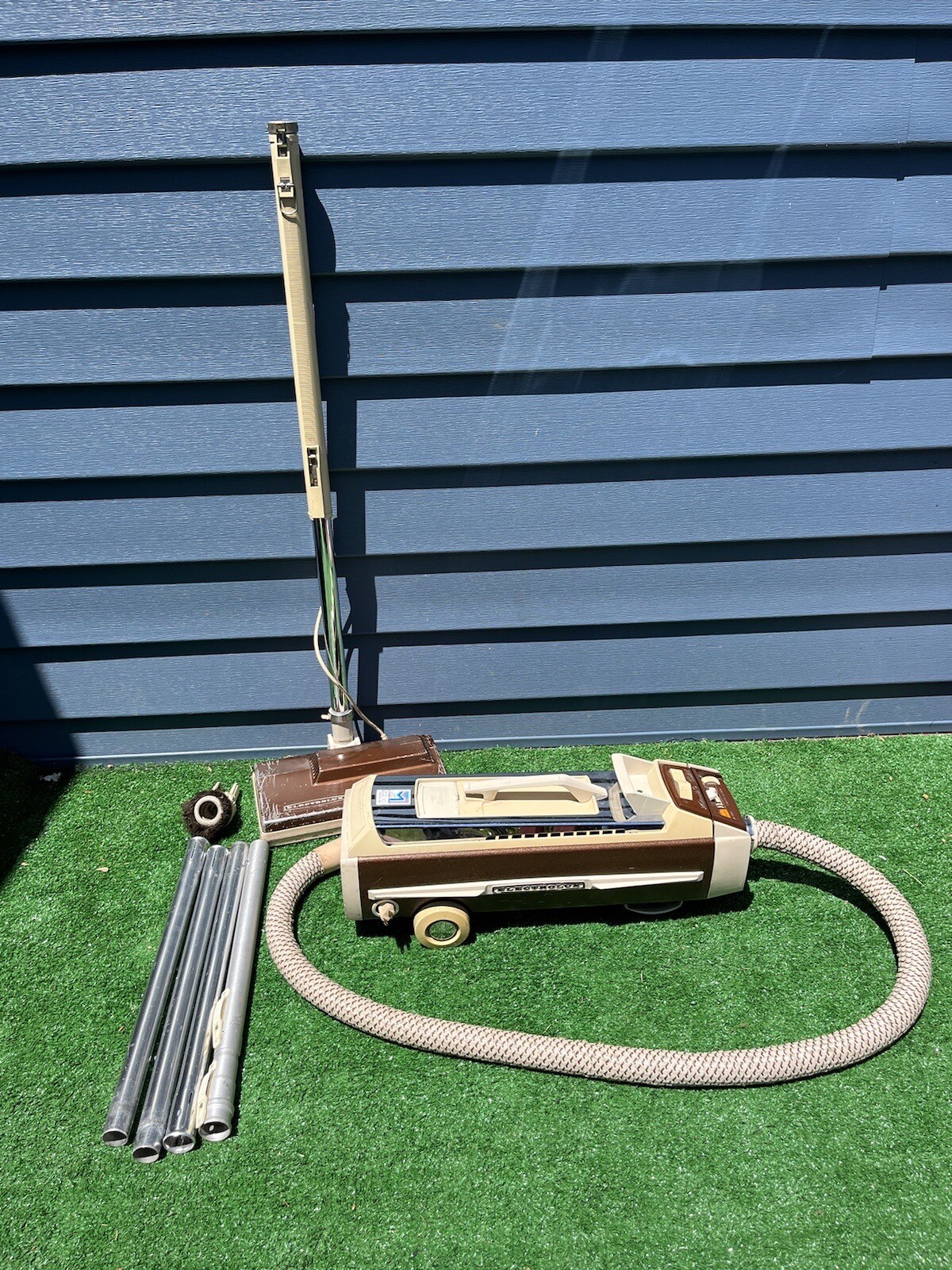 Electrolux 1401 B Olympia One Canister Vacuum Cleaner Canister w