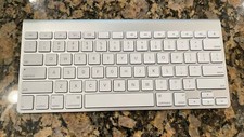 Apple Wireless Keyboard with Bluetooth - Silver A1314
