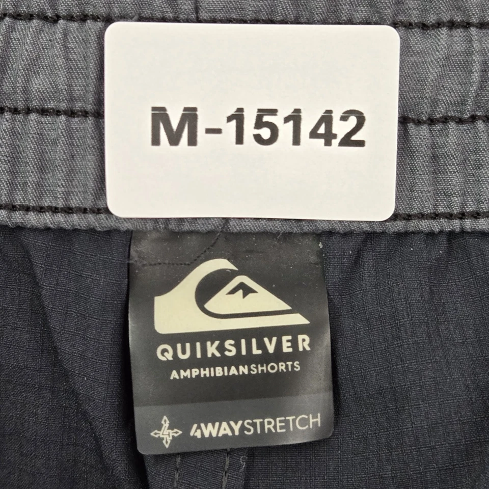 Pantalones Cortos Quiksilver Hombres Ropa Activa 40 Negros Ripstop Anfibios Logo 7" Foto 2 de 4
