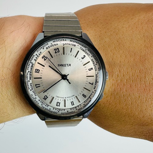 Vintage Raketa 24H World Time Mechanical Watch Cal. 2623.H Post-Soviet Russian