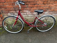 Ladies Raleigh Oakland bike - excellent condition - 