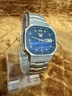 Vintage Seiko 5 Automatic 7009 Men’s Watch Day/Date With blue & Black Dial.