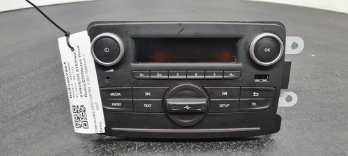 DACIA SANDERO STEPWAY Mk2 2013-2021 - Radio/Stereo Head Unit 281155972R