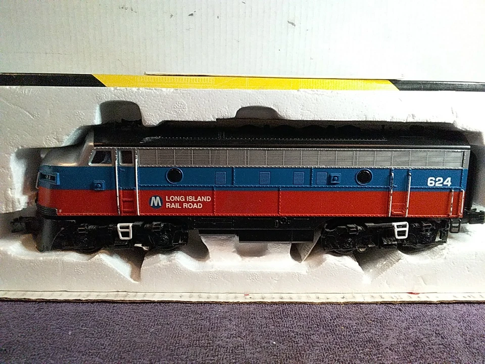 K-Line K-2539-0624 Long Island RR F-Unit Diesel  - Image 3 of 4