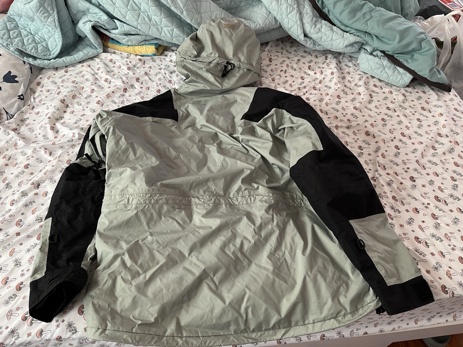 The North Face Men’s Mountain Light Jacket  Vintage -XL-Olive Grey-EUC-RARE image 2