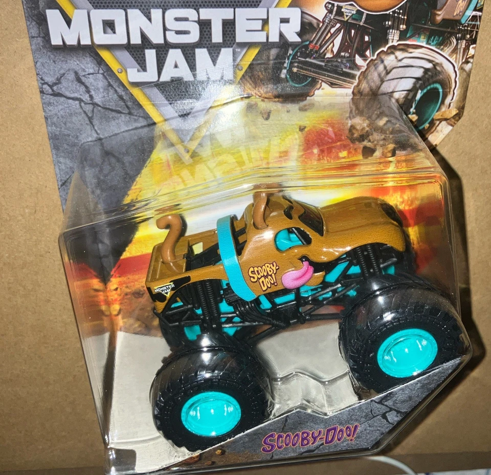 2025 Series 43 Monster Jam Scooby-Doo Arena Favorites Spin Master SAVE 7% GMC - Image 3 of 4
