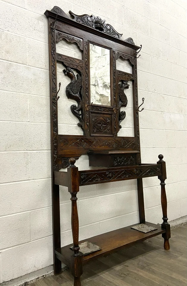 Antiguo árbol de salón de hombre y dragón verde roble tallado gótico victoriano de finales de 1800 Foto 2 de 4