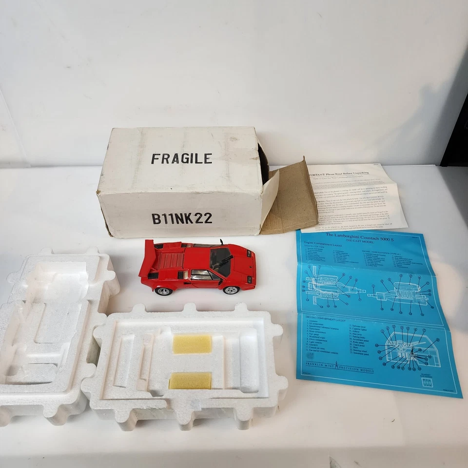 Точные модели Franklin Mint в масштабе 1:24 Lamborghini Countach с сертификатом подлинности как новые - Изображение 2 из 4