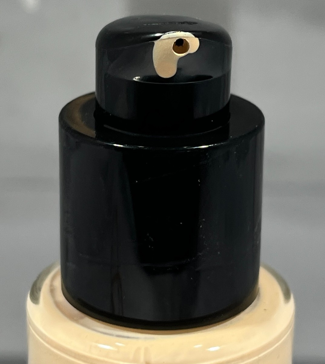 bareMinerals Barepro Liquid Foundation Spf20 Warm Light 07 for