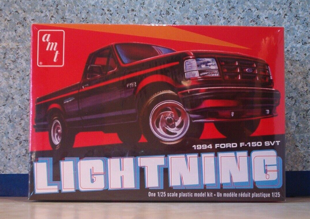 amt 1/25 1994 ford f-150 ライトニング プラモデル完成品 1:25 AMT 1994 Ford F-150 