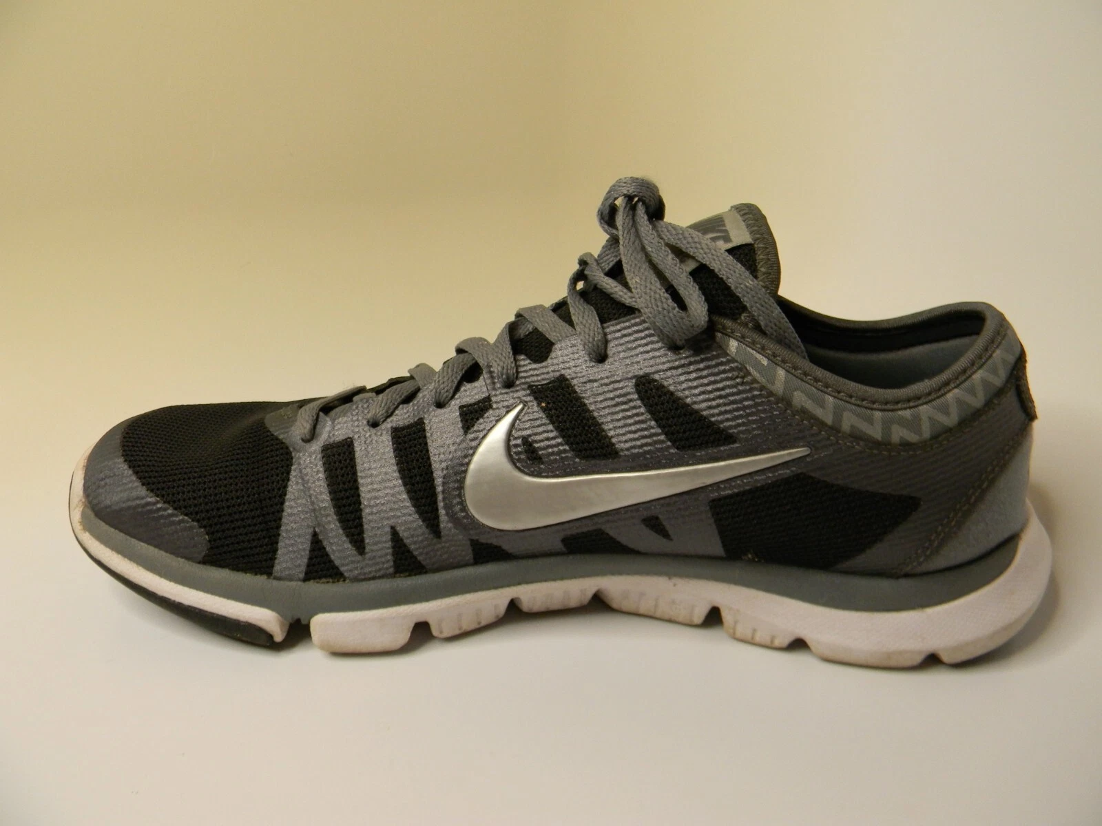 Chaussures homme Nike Training Flex Supreme TR3 \noir taille 10