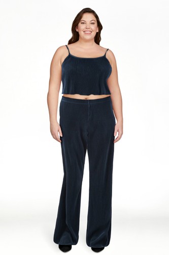No Boundaries Plisse Fabric Adjustable Cami Gem Slate Juniors Plus Size XXL (20) - Picture 7 of 9