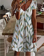 Women's Casual V-Neck Leaf Print Short Sleeve A-Line Knee Length Dress