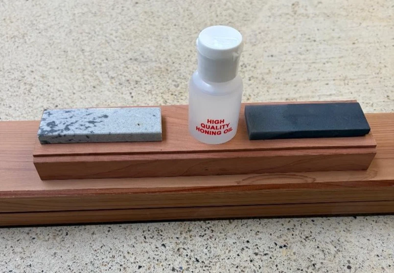 Hard and Soft Arkansas Combo Block Stones with oil