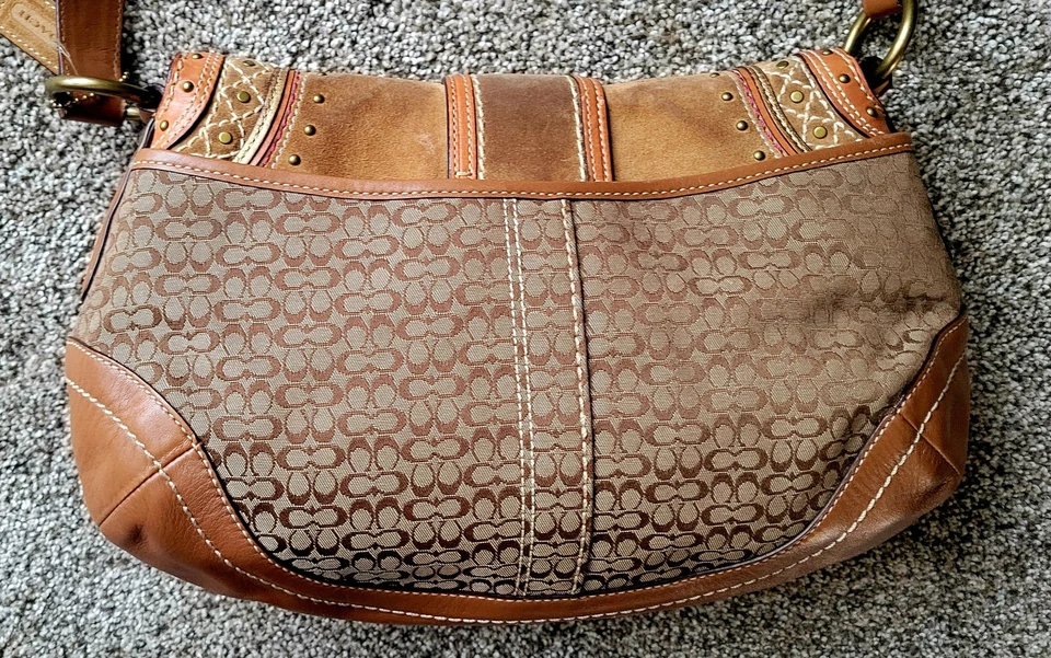 Bolso de Hombro Y2K Coach Cartera Soho Logo Lona Gamuza Marrón Tostado Hebilla F11517 Foto 4 de 4