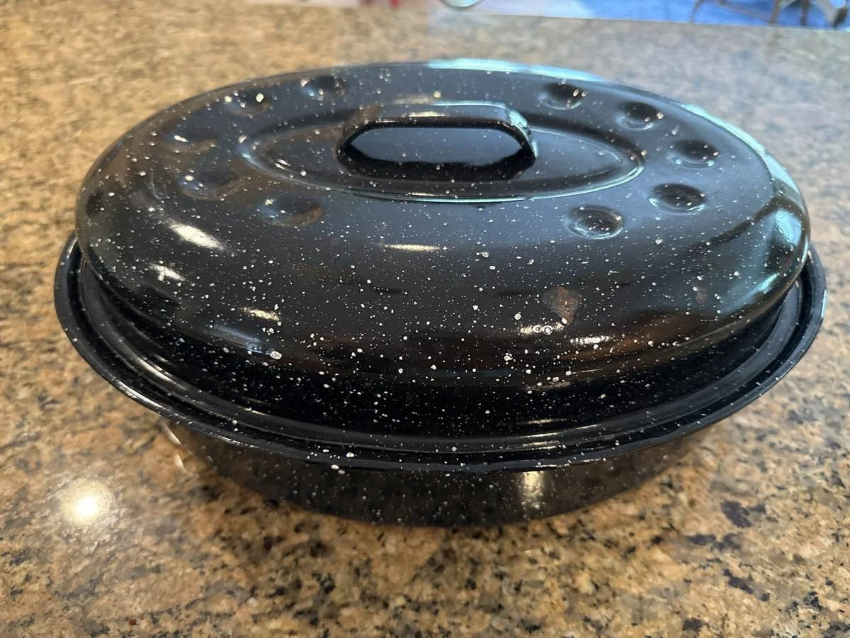 Vintage Black Speckled Enamel Granite Ware Oval Roasting Pan w/ Lid 14”