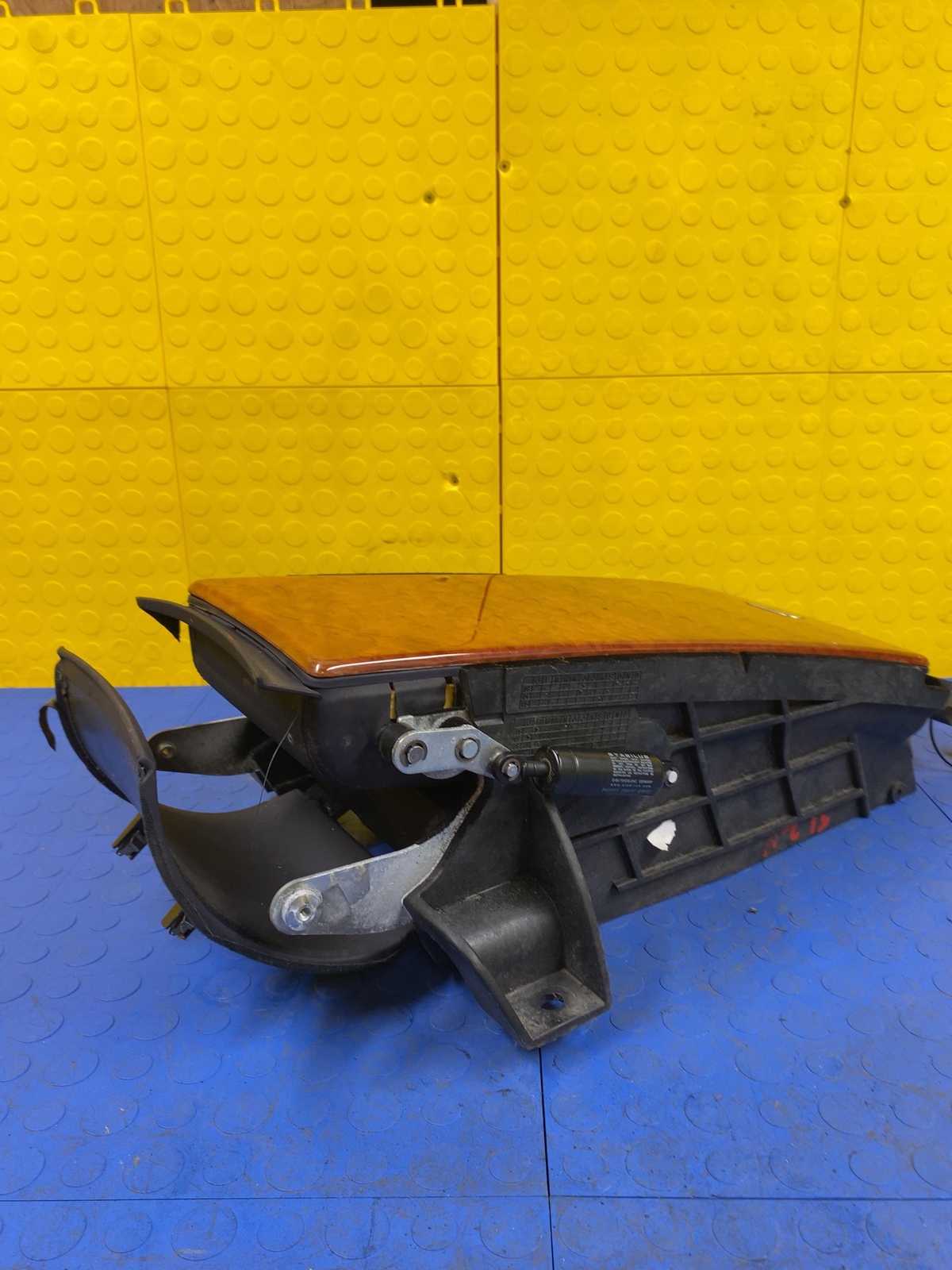 05 06 07 08 09 BENTLEY Continental GT Rear Center Armrest OEM 3W0885081B