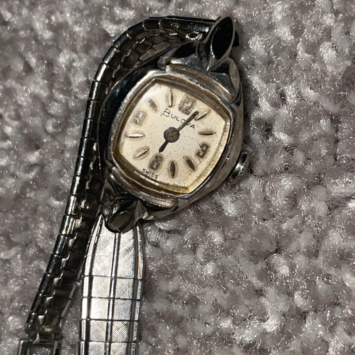 Bulova small watch clearance