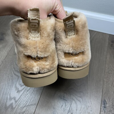 UGG Neumel Cozy Sheepskin Men display picture 1
