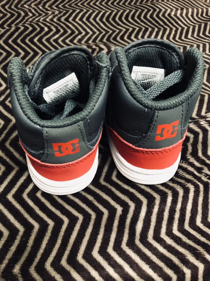 DC Shoes Spark High RS Talla 5 Cuero Con Cordones Gris Rojo Niño Pequeño Foto 3 de 4