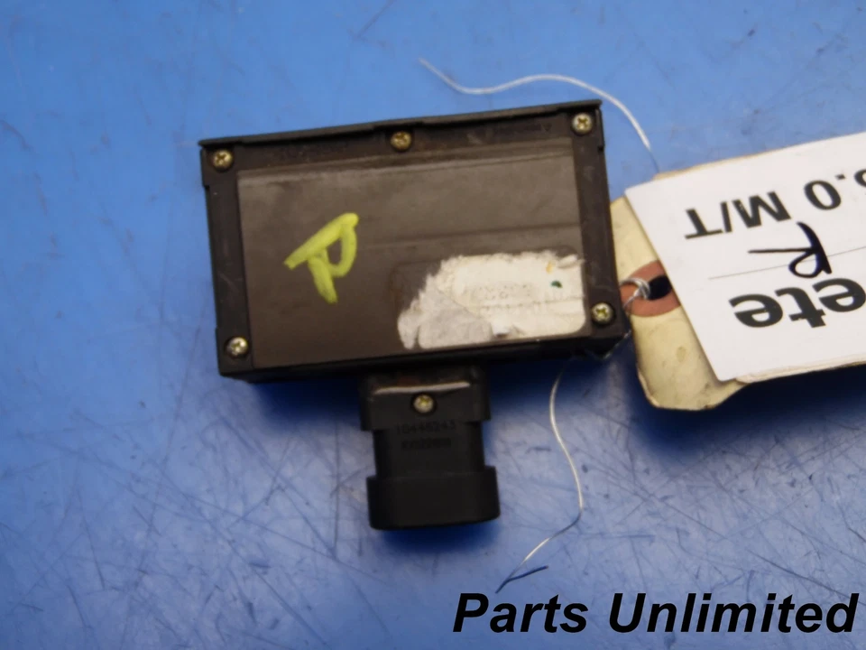 05-13 Chevy Corvette C6 OEM maletero trasero puerta levadiza portón trasero interruptor de botón de liberación Foto 2 de 4