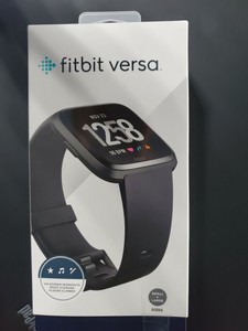 Fitbit-Versa-Fitness-Watch-Black-Aluminum-FB504GMBK-Small-amp-Large-Bands-A