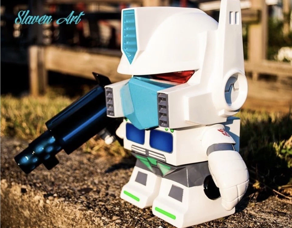 Boneco personalizado The Loyal Subjects *Kentucky Fried Customs 8” Magnus Optimus Prime - Imagem 3 de 3