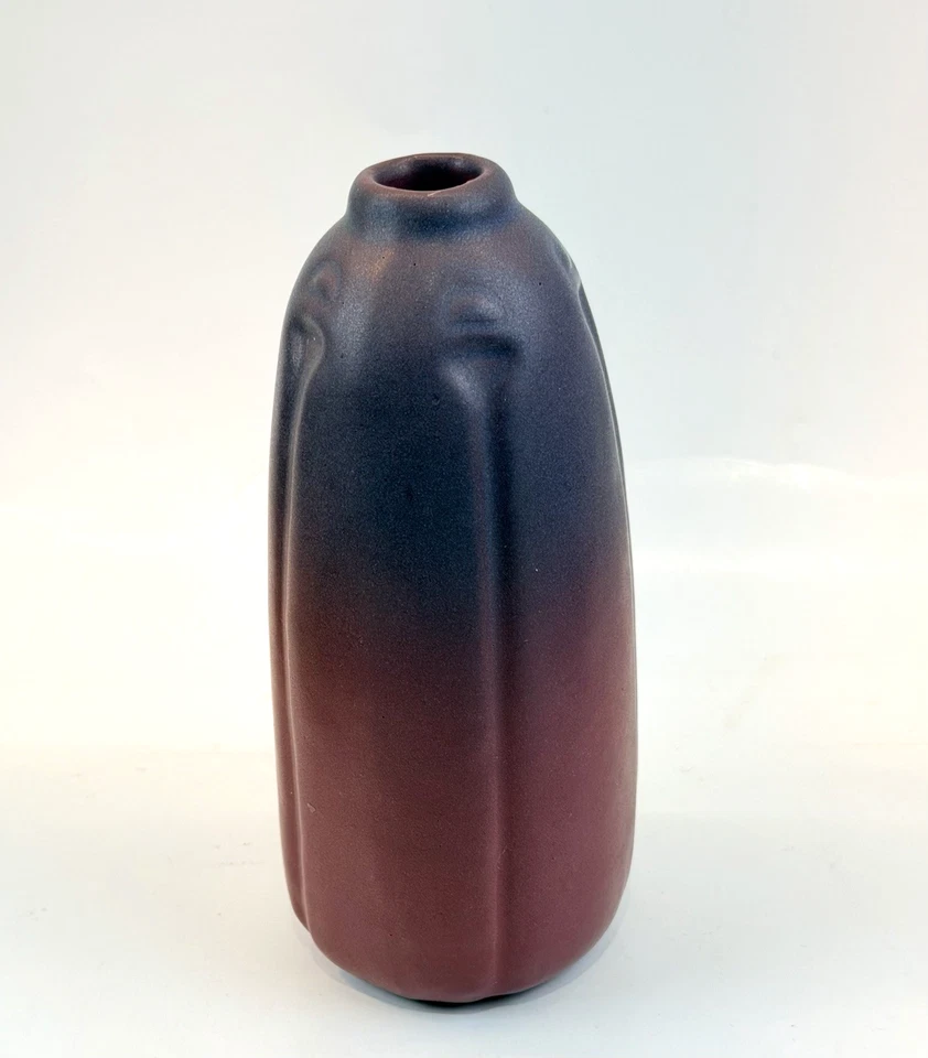 1920s Vintage Van Briggle Art Pottery Mulberry Flower Buds Design #838 6" Vase - Image 2 of 4