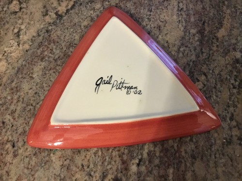 Piatto Triangolo "T" - Gail Pittman - Ceramica - 10" - Foto 2 di 2