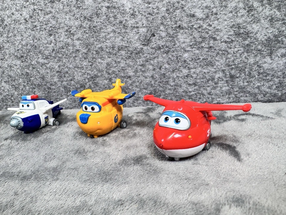 Mini Aviones Super Wings Transform-a-Bots Lote 4 Policía Paul Bello Jett Donnie 2" Foto 4 de 4