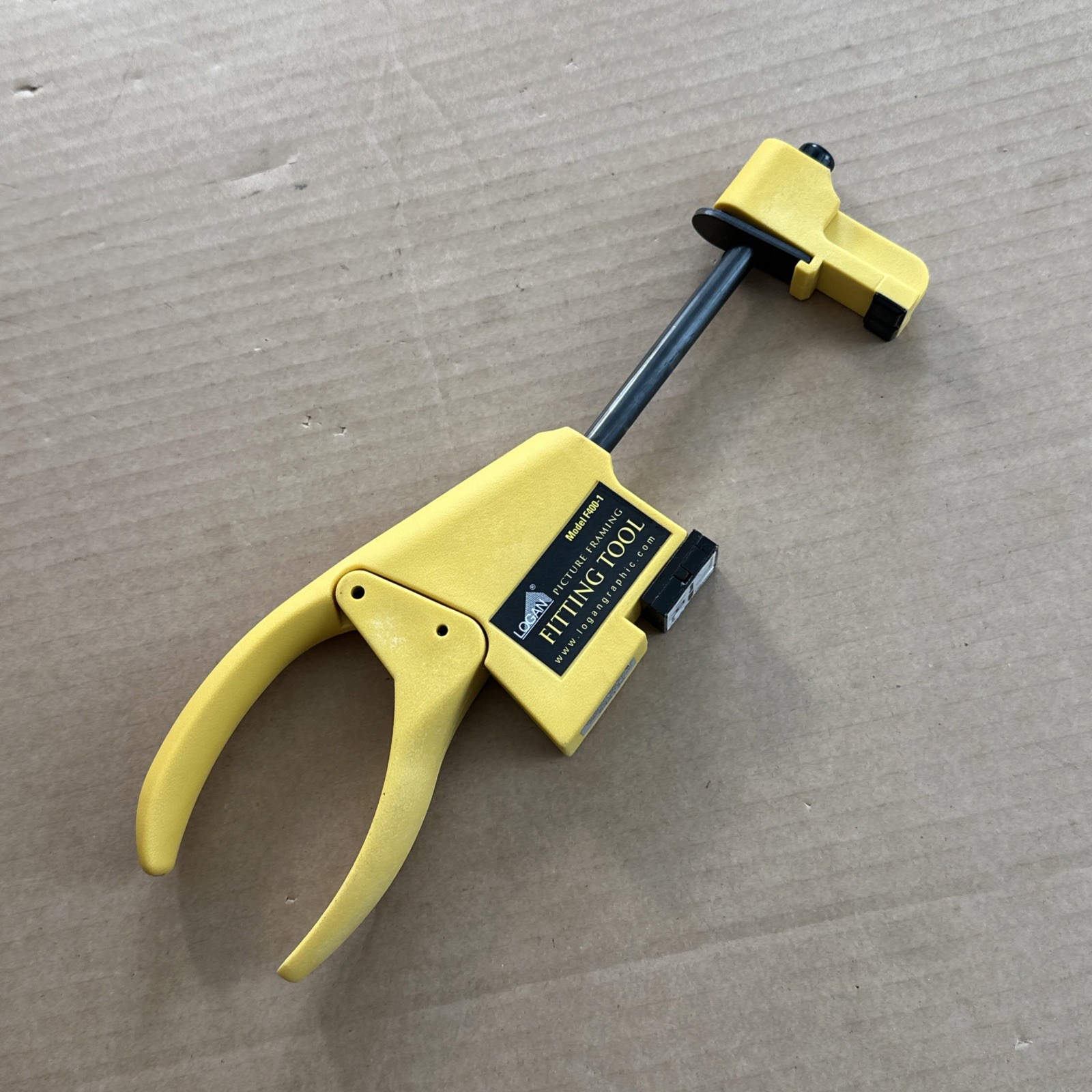 Logan Picture Framing Fitting Tool - Model F400-1