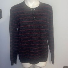 Vince striped Crew Neck pullover sweater. Navy blue with red stripes. Wool blend