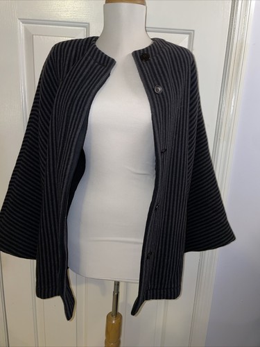 Vintage Striped Black Gray Wool Kimono Jacket Size 8 Made In Italy - Picture 9 of 18