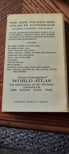 VINTAGE 1966 PAPERBACK CREST COLORPRINT WORLD ATLAS BY GWEN M SCHULTZ EXCELLENT - Picture 2 of 6
