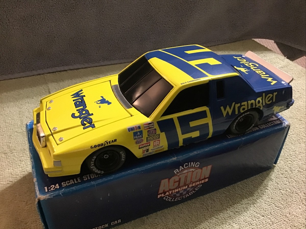 1996 Action DALE EARNHARDT #15 Wrangler 1982 Ford Thunderbird