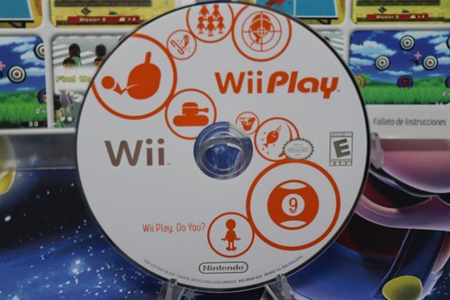 Wii Play (Nintendo Wii, 2007) CIB Complete - Picture 3 of 15