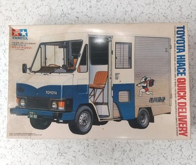 Tamiya 1/24 Toyota Hiace Sagawa Express Model Kit Delivery Van