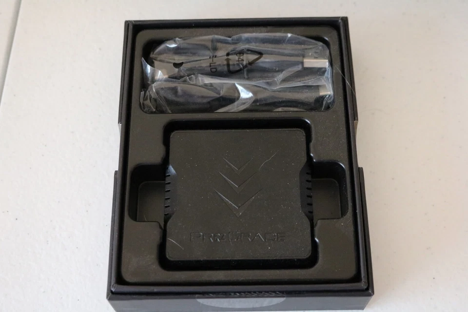 Canon EOS R6 Mark II 24.2 MP Digital Camera- Black (Body Only) plus extras NEW - Image 4 of 4