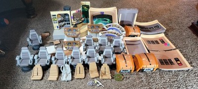 Lot of 32+ Star Trek Captins Chair, Bridge, Engineering Pieces Playmates Vintage