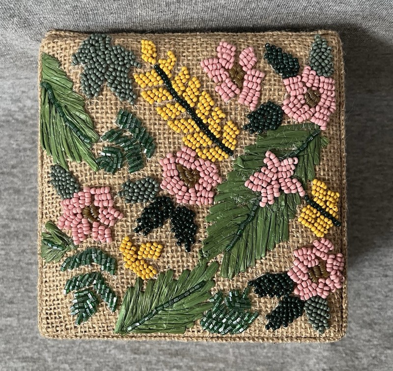 NEW EMBROIDERED TROPICAL KEEPSAKE JEWELRY BEADED BOX W/ TAGS BOHO DECOR FLOWERS