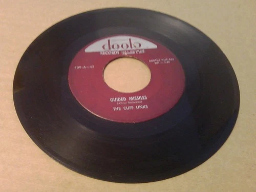 1956 The Cuff Links-Guided Missiles/My Heart Dooto 409 VG
