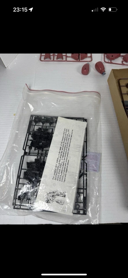 Revell Robotech Defenders Aqualo Model Kit Scale 1:72 *Read* - Image 4 of 4