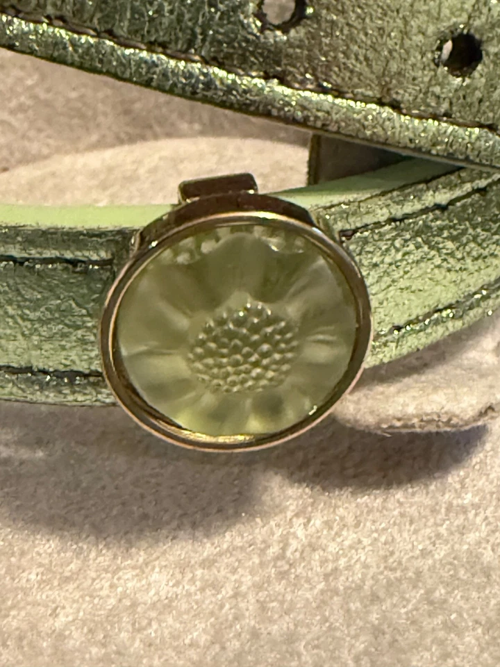 LALIQUE Leather  BRACELET Double Wrap Green Goldtone Buckle W/charm In Box - Image 4 of 4