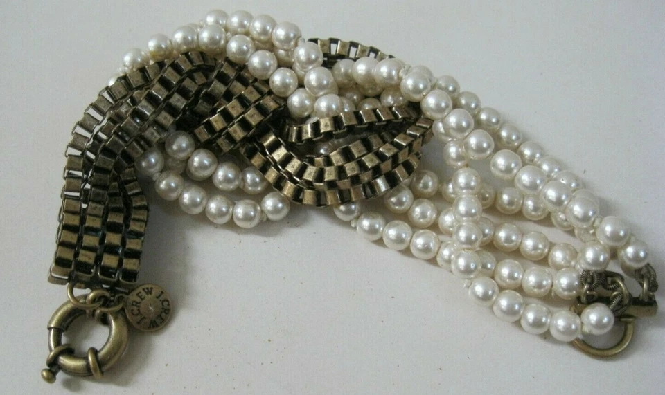 Pulsera J.Crew Multi Hilo Nudo Latón Cadena y Cuentas de Perlas Imitadas Foto 3 de 4