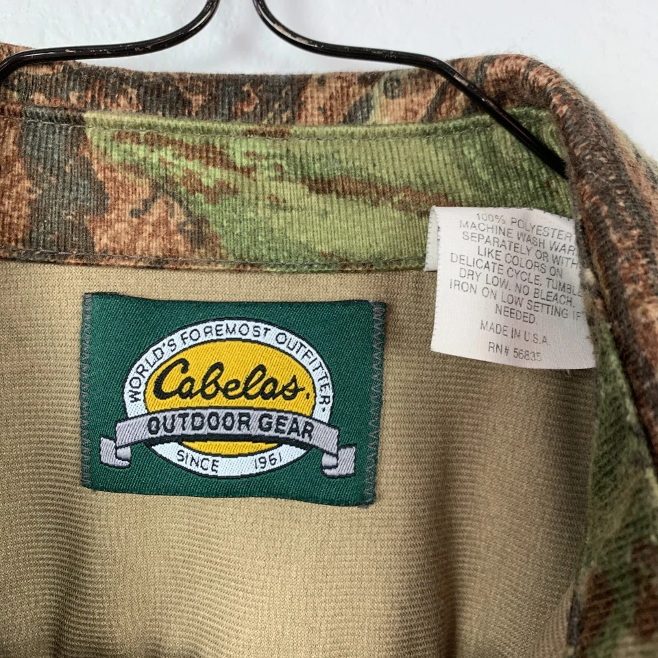 Vintage Cabelas Made in USA Realtree Camo Polyester Fleece Button Shirt Medium - Image 3 of 4