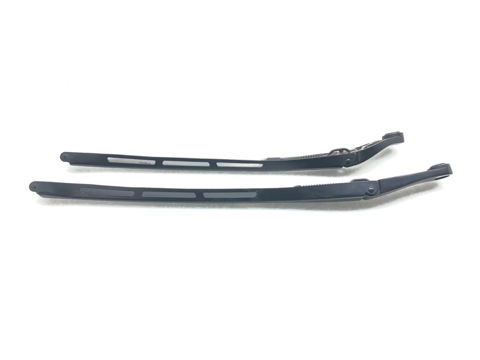 2014-2018 BENTLEY FLYING SPUR FRONT WINDSHIELD WIPER ARM SET X2 OEM