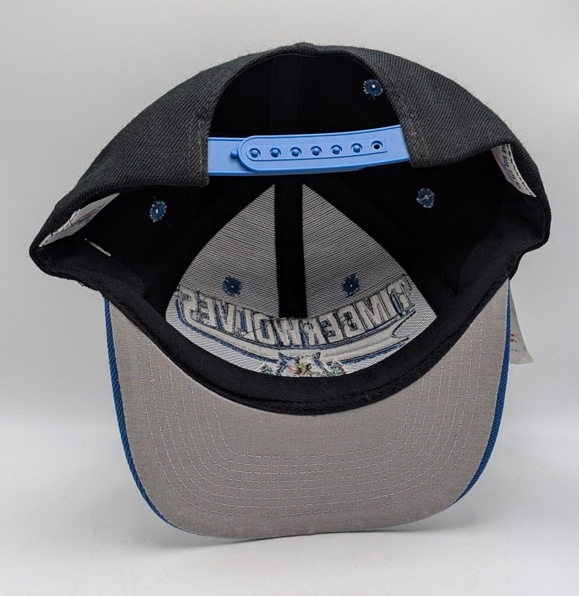 NEW NWT Vintage 90's Logo 7 NBA Minnesota Timberwolves NEW NWT Vintage 90's Logo 7 NBA Minnesota Timberwolves