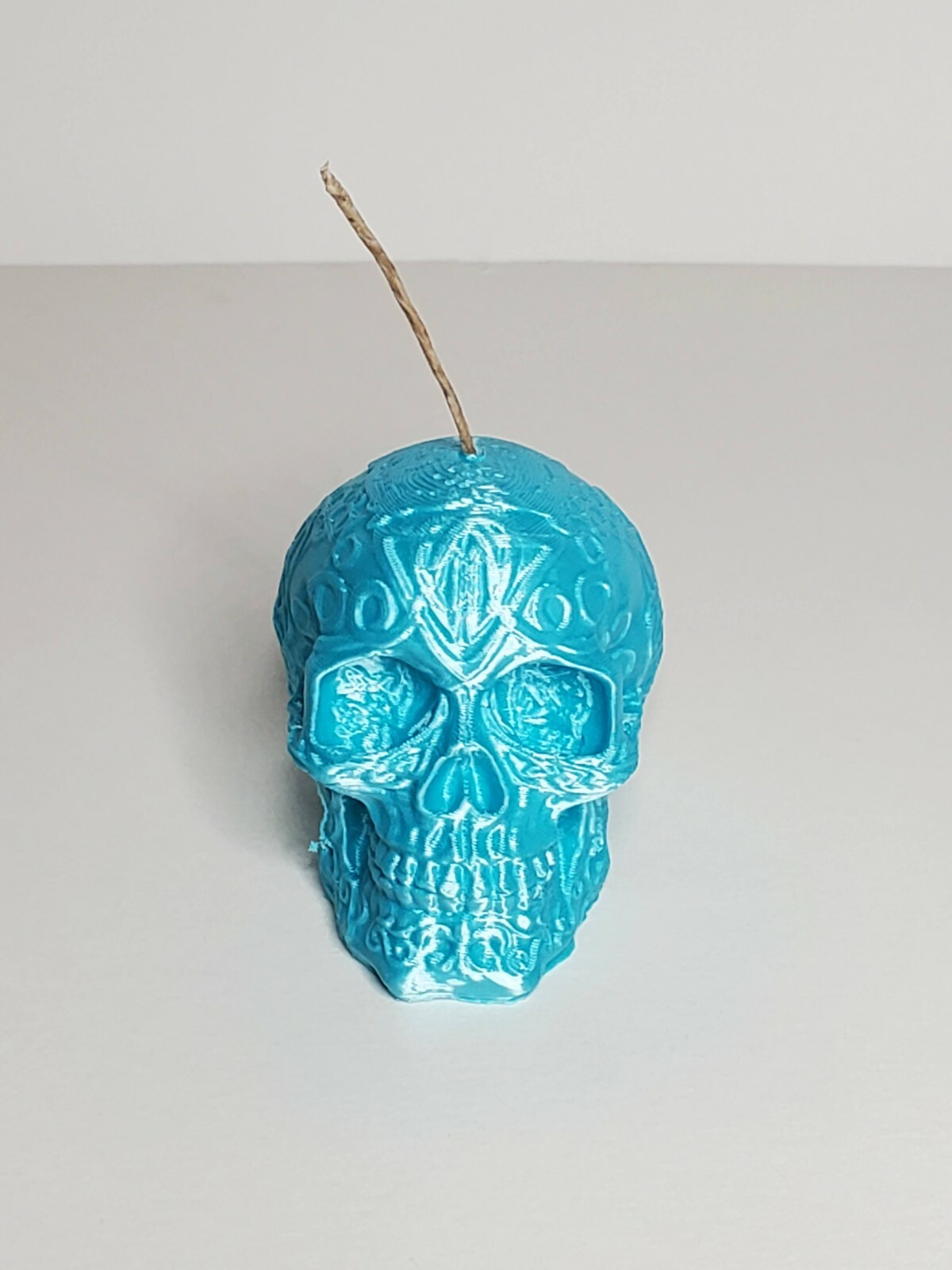 Skull Hemp Wick Dispenser with 6ft of 100% Hemp Wick